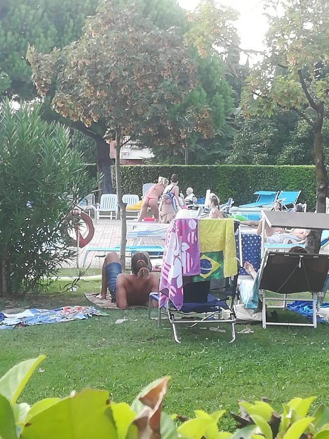Casa Gisela Apartamento Desenzano del Garda Exterior foto